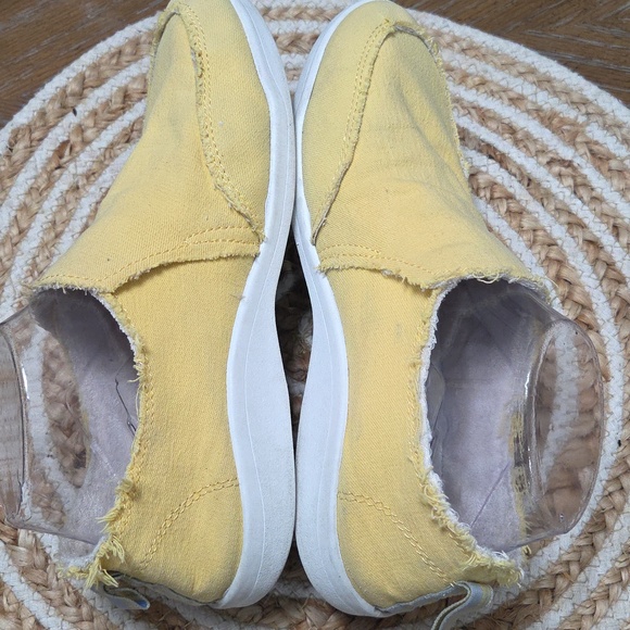 Vionic Beach Malibu Slip On Casual Shoes, Size 8 - Picture 5 of 9